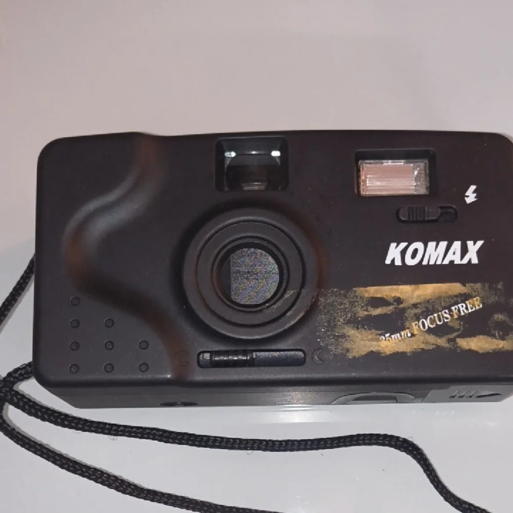 Black Focus-Free Camera